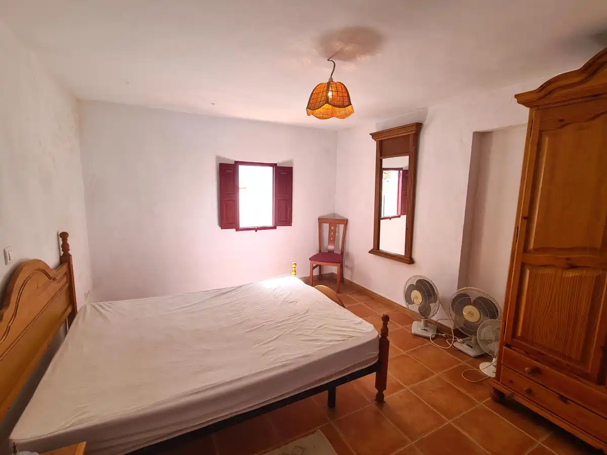 Dormitori de Casa o xalet en venda en Cómpeta amb Terrassa i Moblat