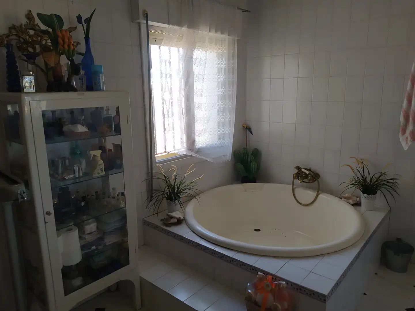Bathroom of Houses for sale in Talarrubias  with Air Conditioner, Private garden and Storage room