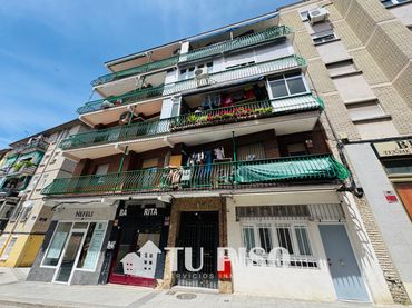 Local comercial en venda a Calle Guindales