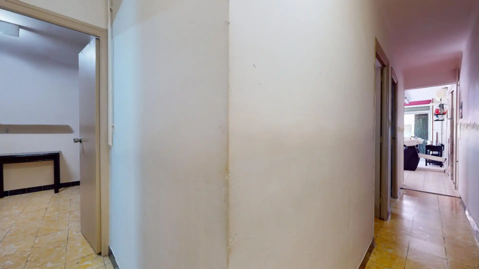 Flat for sale in Barcelona  with Air Conditioner, Terrace and Balcony