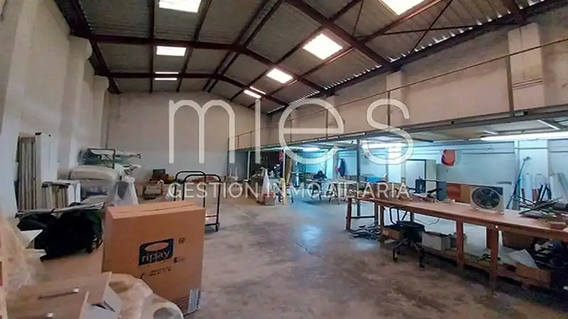 Edificio en venta en Benetússer