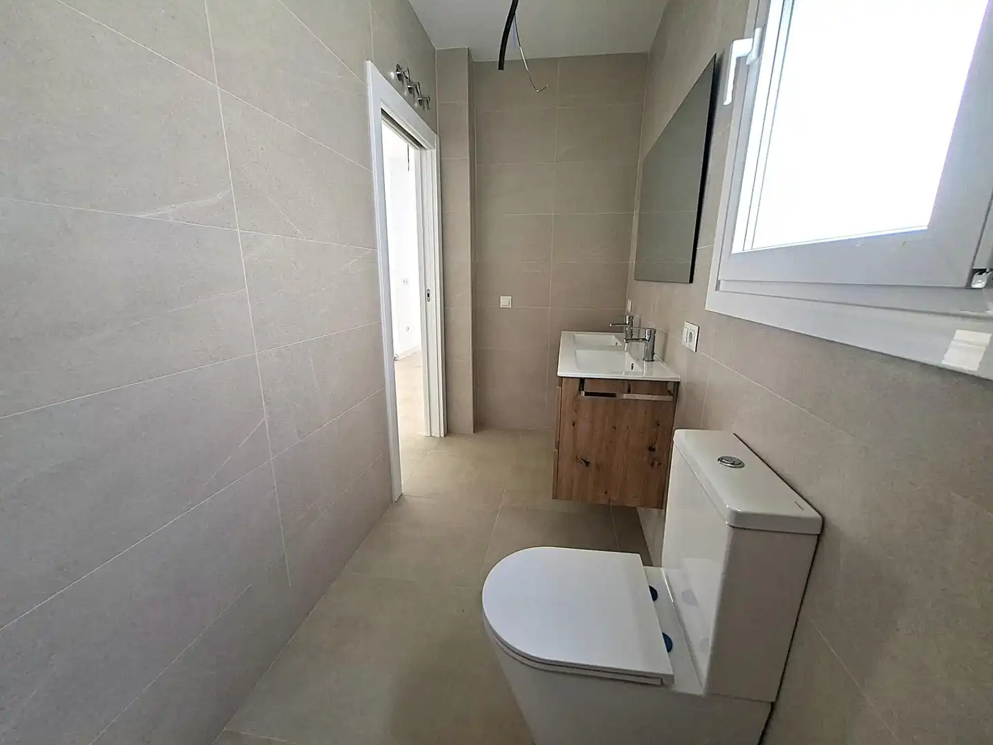 Badezimmer von Einfamilien-Reihenhaus zum Verkauf in Vegas del Genil