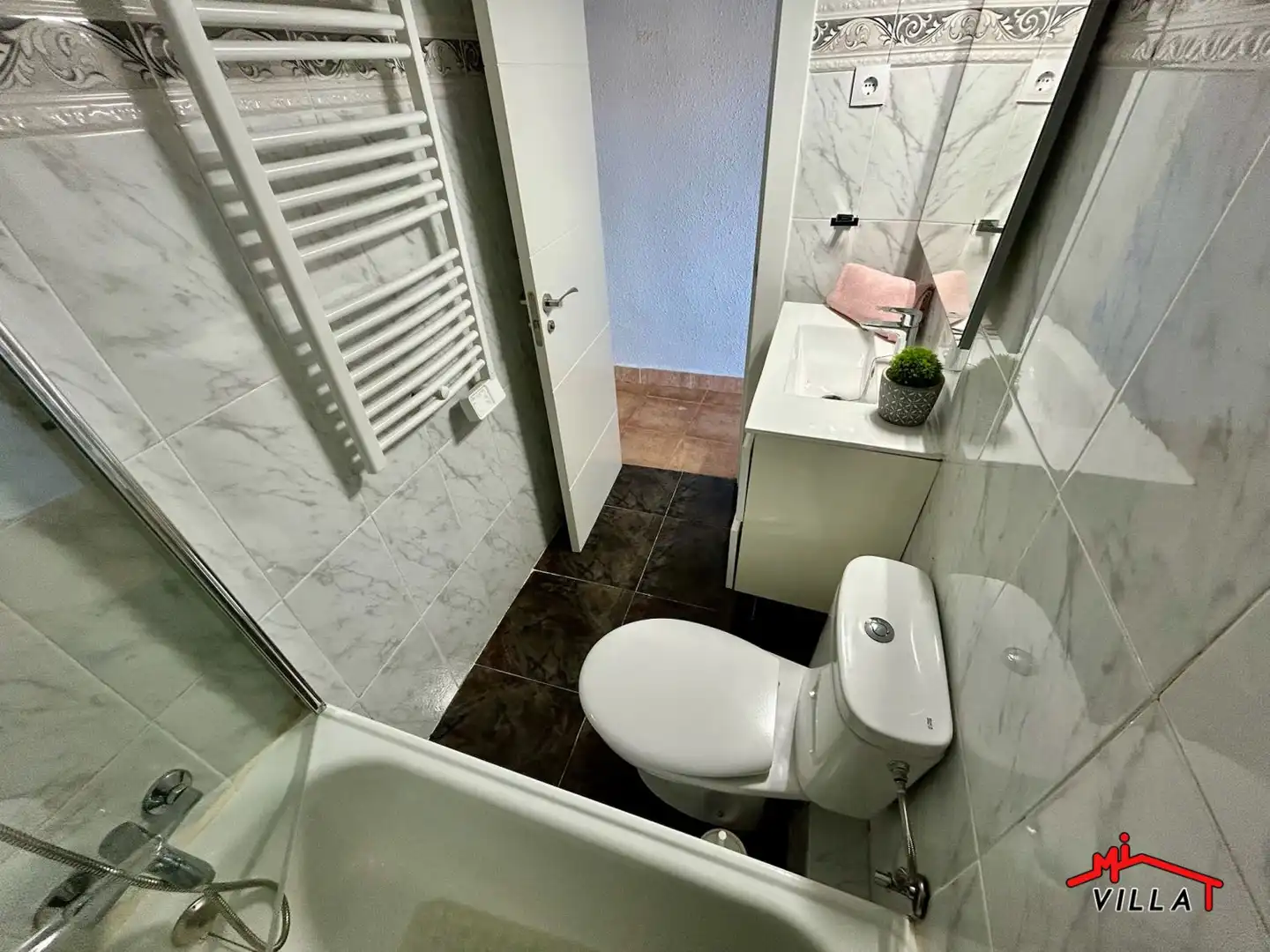 Baño de Piso en venta en Laredo