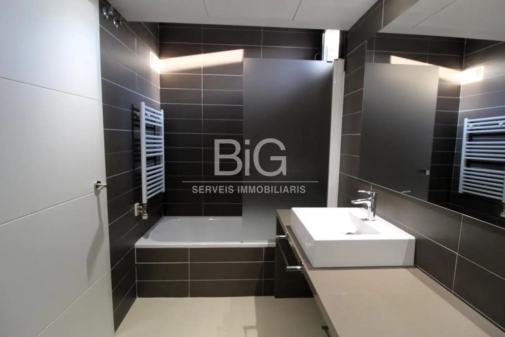 Baño de Casa o chalet en venta en Mataró con Aire acondicionado, Calefacción y Jardín privado