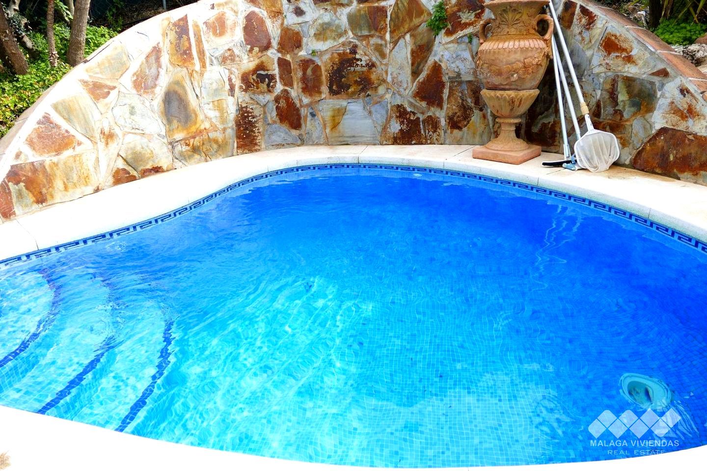 Piscina de Casa o xalet en venda en Alhaurín El Grande