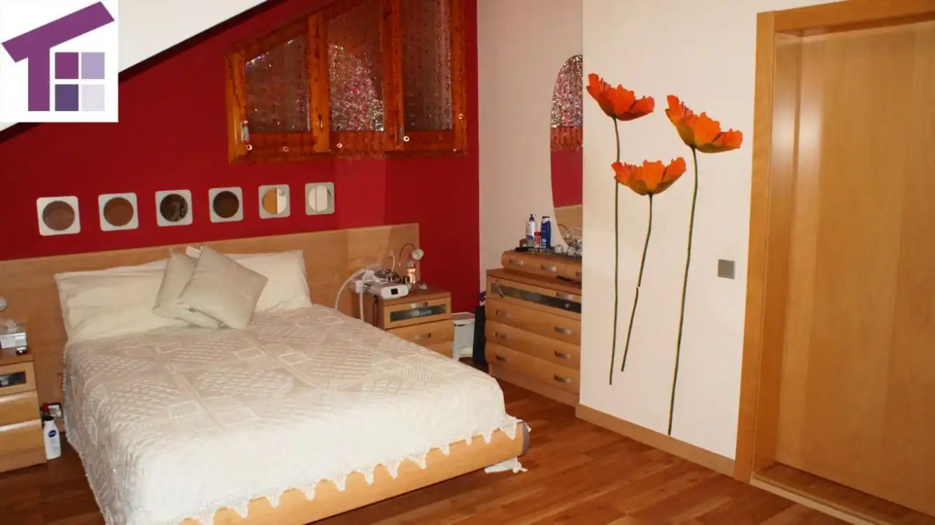 Habitación de Casa o chalet en venta en Bigues i Riells del Fai con Calefacción, Jardín privado y Parquet