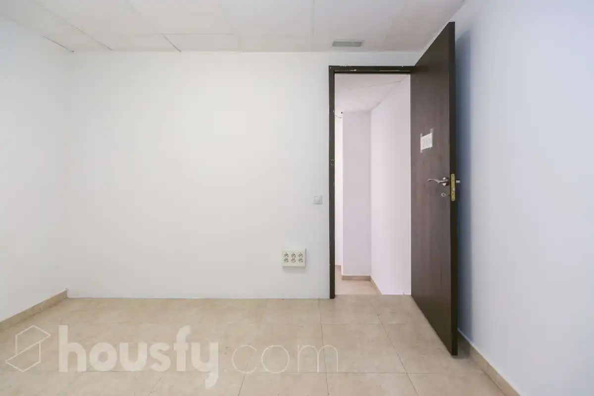 Commercial properties for sale in Passeig, Poble - Casc Antic