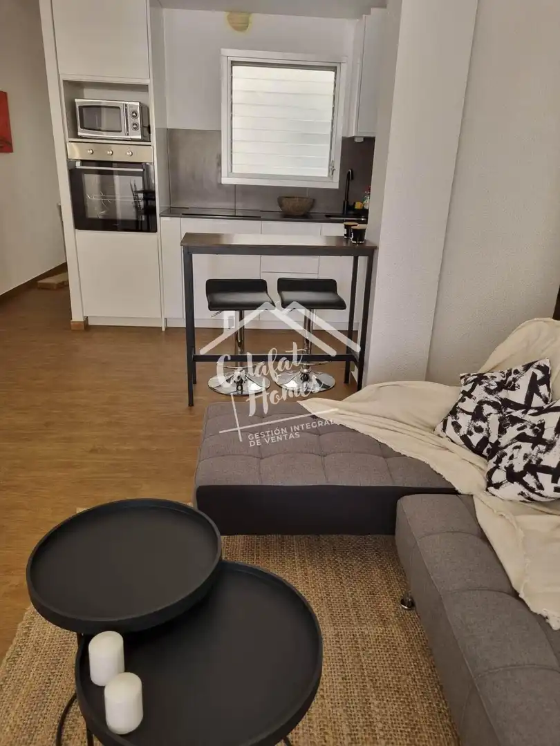 Wohnzimmer von Wohnung zum Verkauf in L'Ametlla de Mar  mit Klimaanlage und Mikrowelle