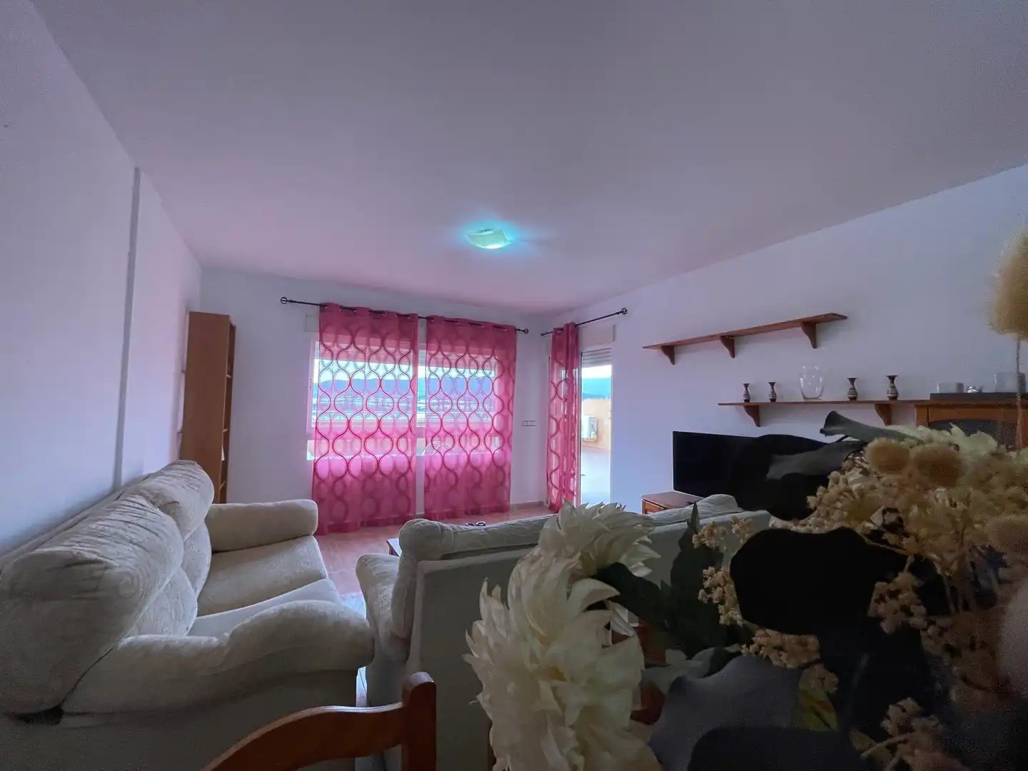 Sala d'estar de Apartament en venda en Águilas amb Aire condicionat, Terrassa i Piscina