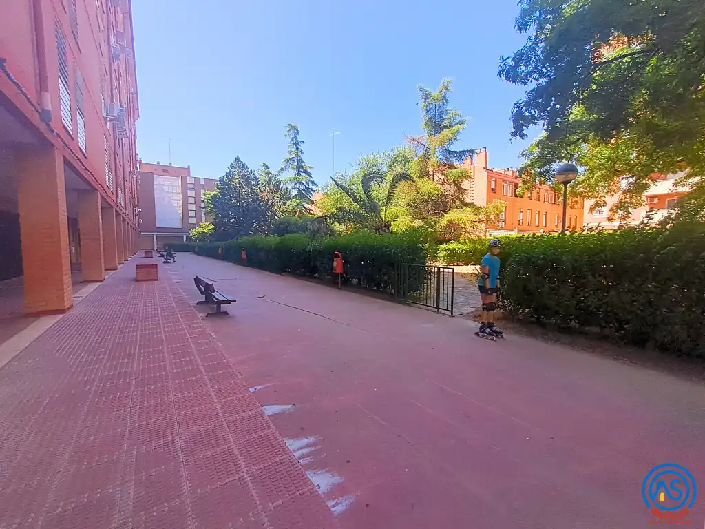 Piso de alquiler en Calle Pantano de Búbal, 10, Salvador Allende