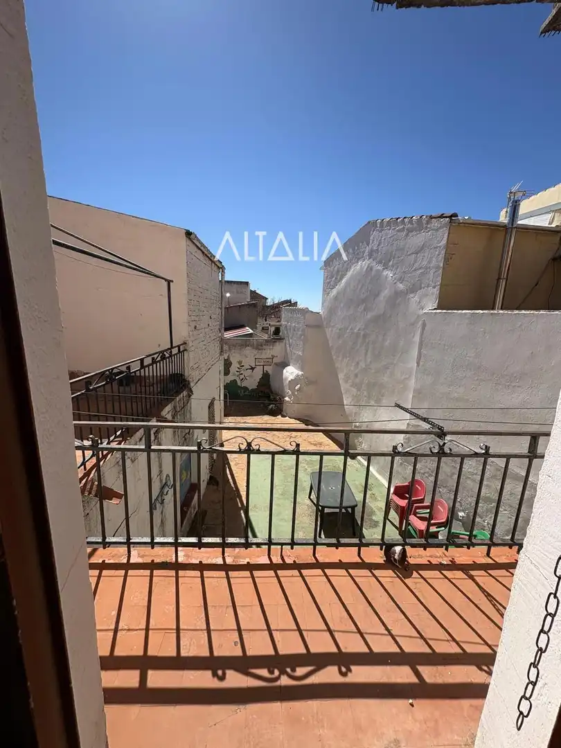 Exterior view of Houses for sale in Belmonte  with Terrace, Storage room and Furnished