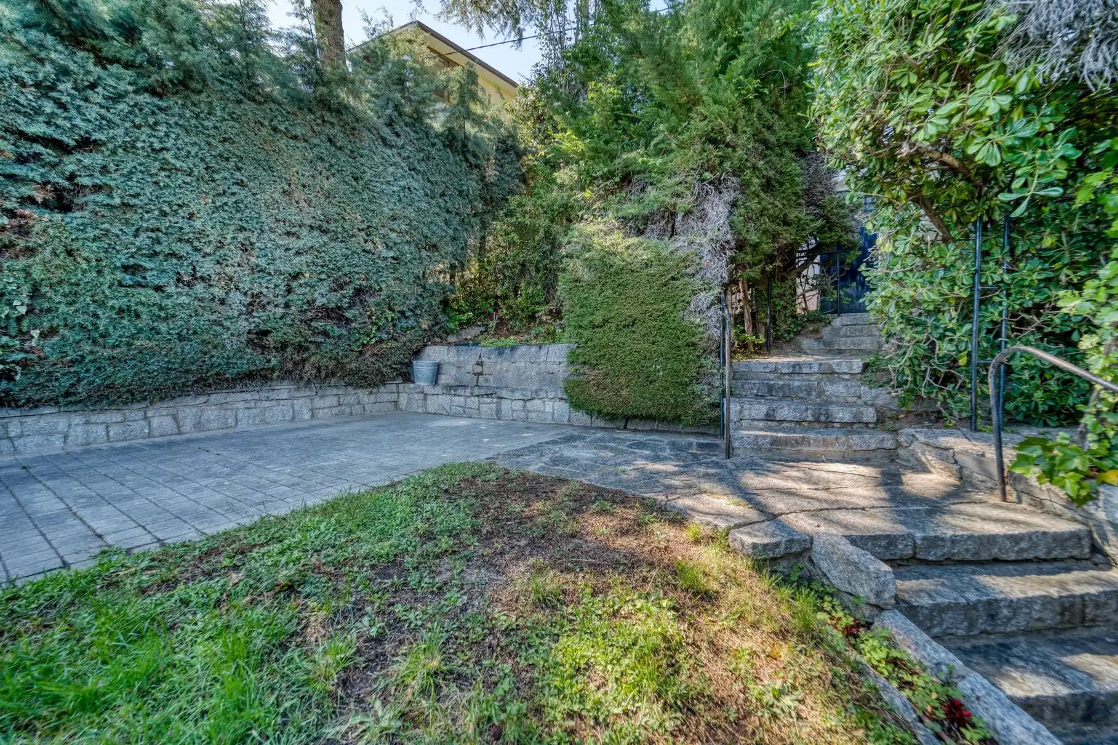 Terrassa de Casa o xalet en venda en San Lorenzo de El Escorial amb Jardí privat i Piscina
