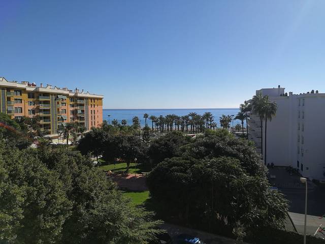 Piso en Alquiler en Calle del Bajondillo en El Bajondillo