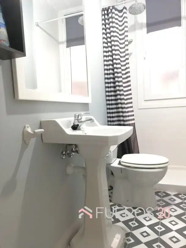 Bathroom of Apartments for sale in Barakaldo   with Air Conditioner, Heating and Furnished