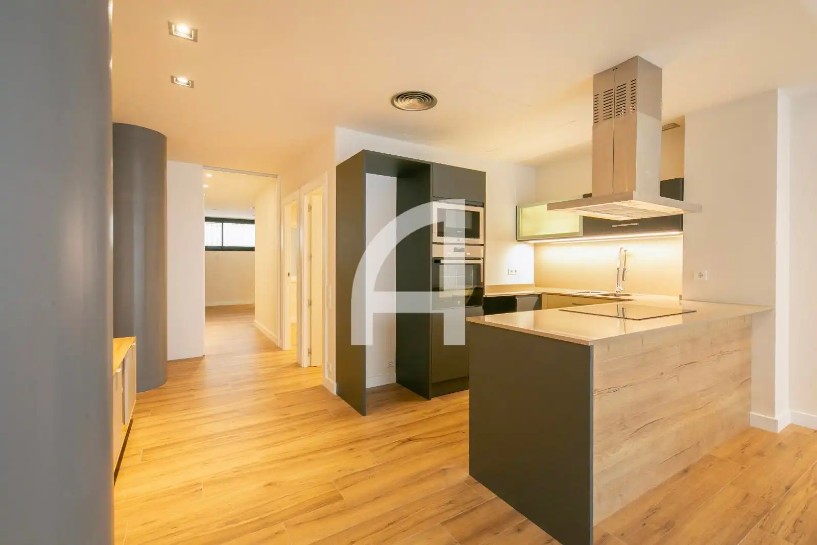 Cocina de Piso en venta en Barcelona con Aire acondicionado, Calefacción y Parquet