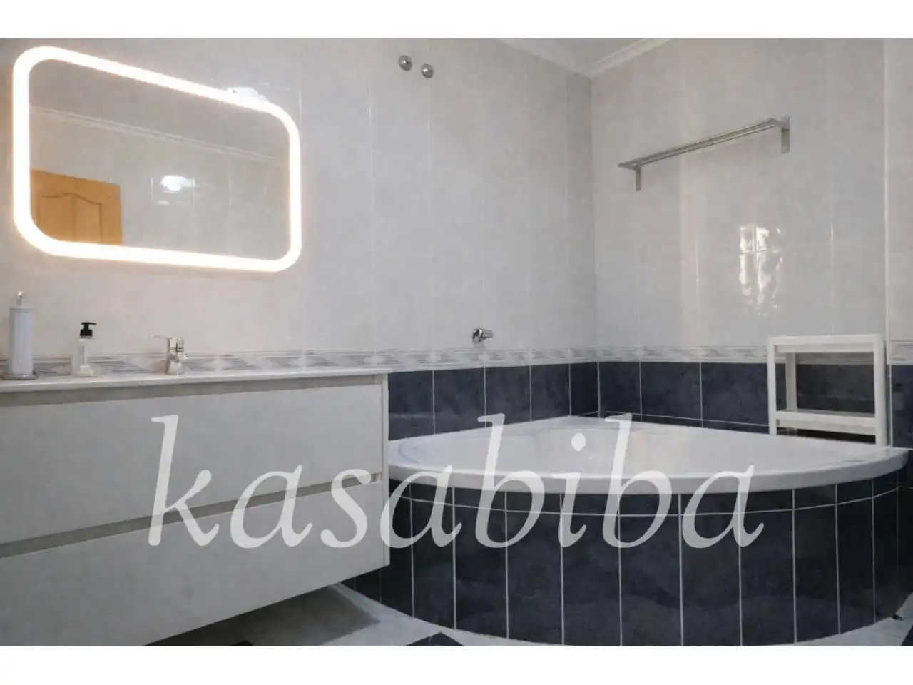 Baño de Casa o chalet en venta en Chiva con Aire acondicionado, Calefacción y Jardín privado