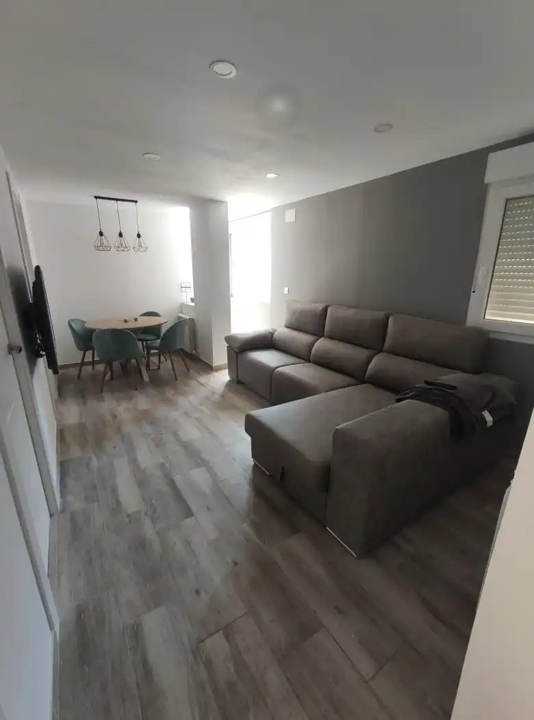 Sala d'estar de Pis en venda en Venta de Baños amb Calefacció, Traster i Moblat