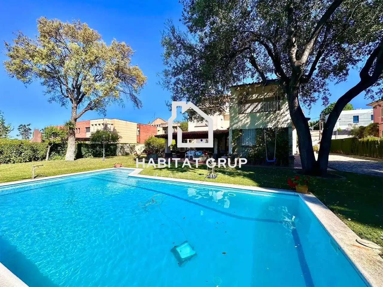 Vista exterior de Casa o chalet en venta en Castellbisbal con Aire acondicionado, Jardín privado y Trastero