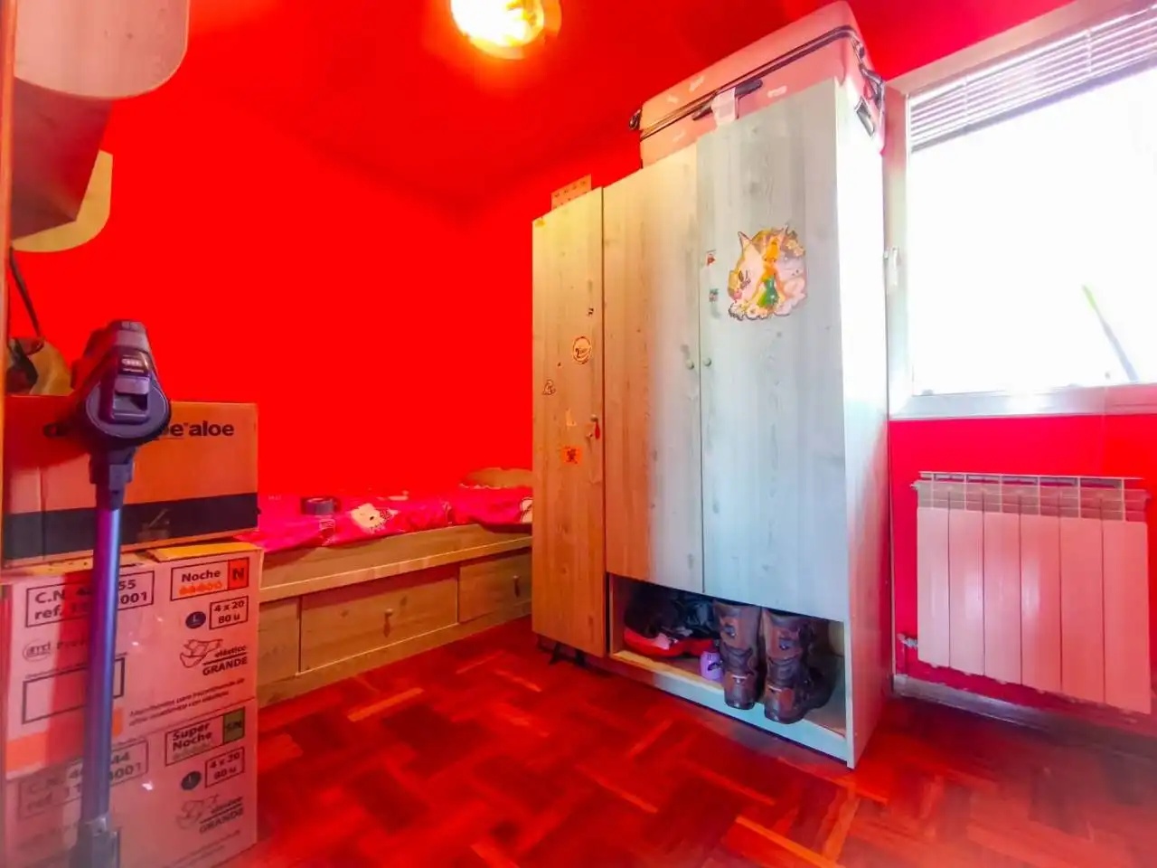 Bedroom of Apartments for sale in Burgos  with Heating, Parquet flooring and Terrace