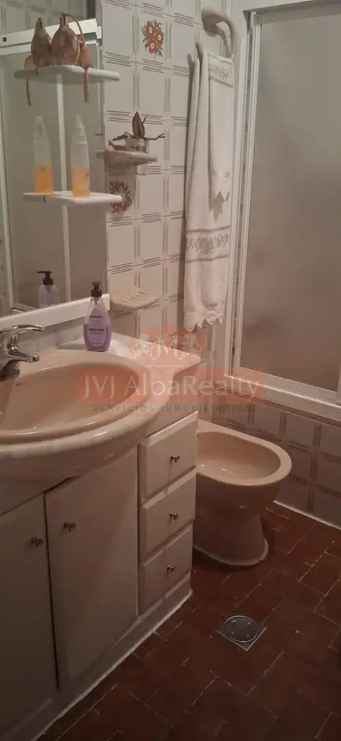 Bany de Pis en venda en Albacete amb Calefacció, Traster i Balcó