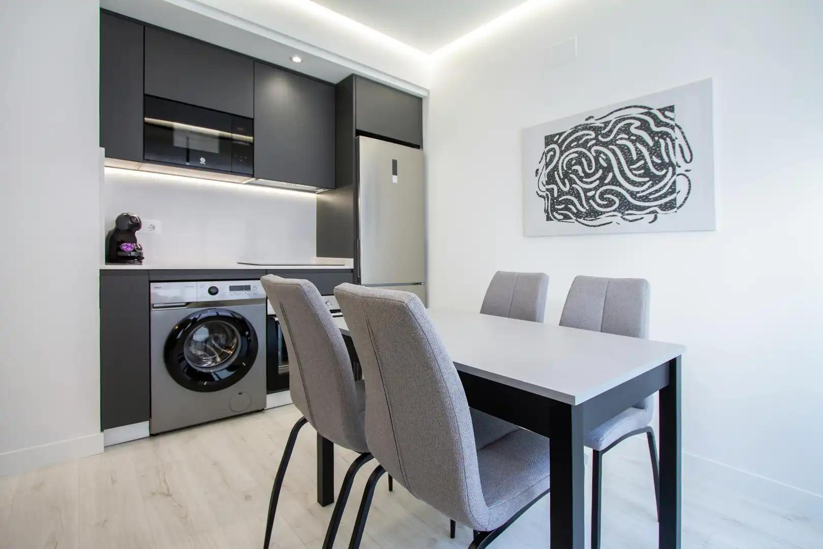 Kitchen of Flat for rent in Madrid  with Air Conditioner, Heating and Furnished