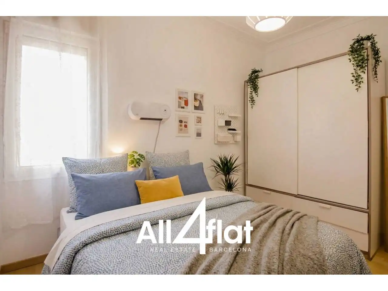 Schlafzimmer von Wohnung zur Miete in Barcelona mit Klimaanlage, Heizung und Parkett