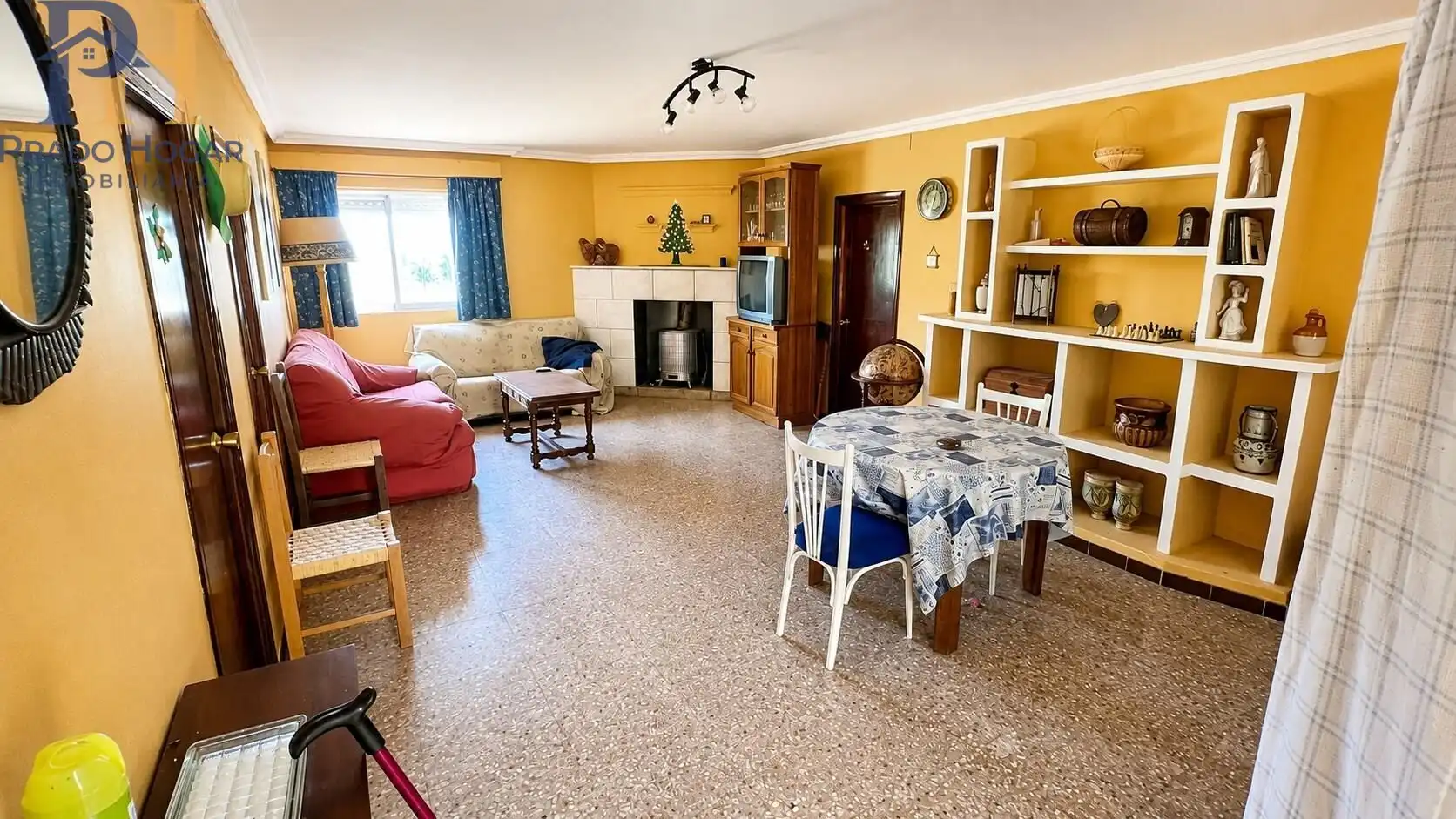 Living room of Houses for sale in Cebolla  with Private garden and Swimming Pool