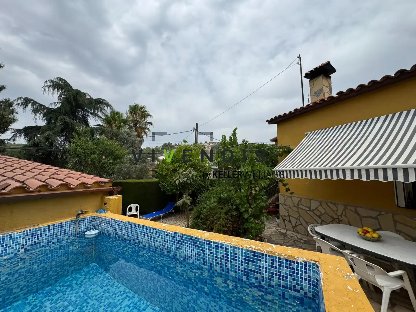 Piscina de Finca rústica en venta en Corbera de Llobregat