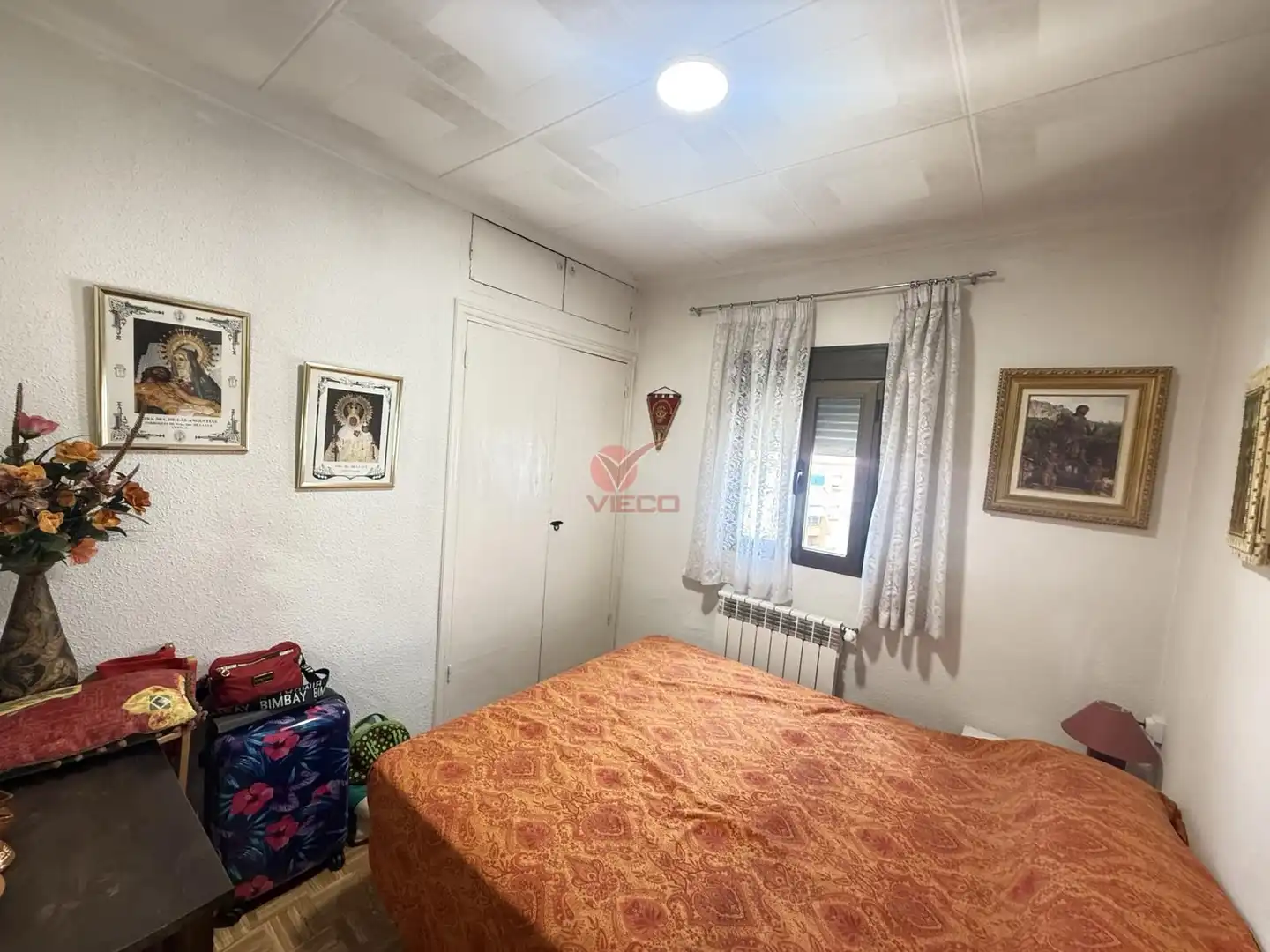 Bedroom of Flat for sale in Cuenca  with Heating