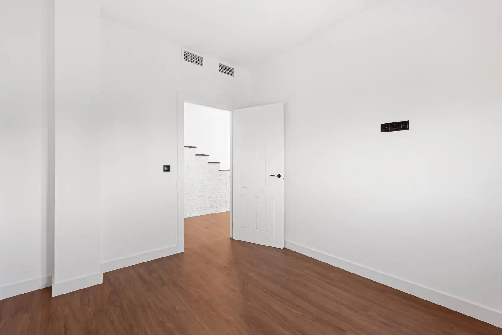 Houses for sale in Málaga  with Air Conditioner, Private garden and Terrace
