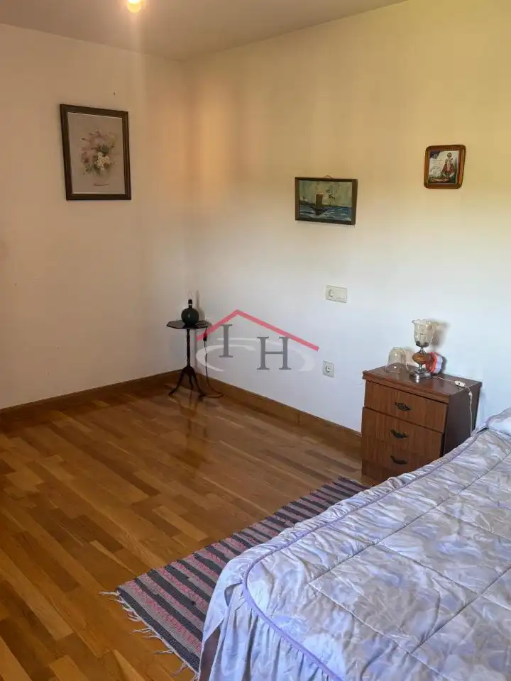 Schlafzimmer von Maisonette zum Verkauf in León Capital  mit Heizung, Parkett und Terrasse