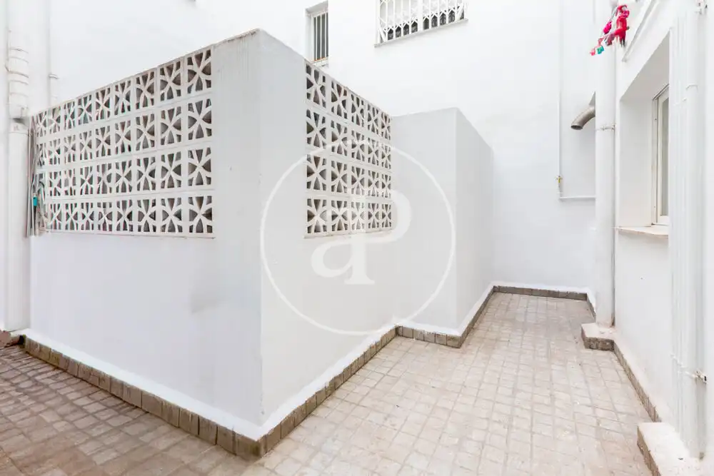 Terrace of Flat for rent in Valencia  with Heating, Terrace and Furnished