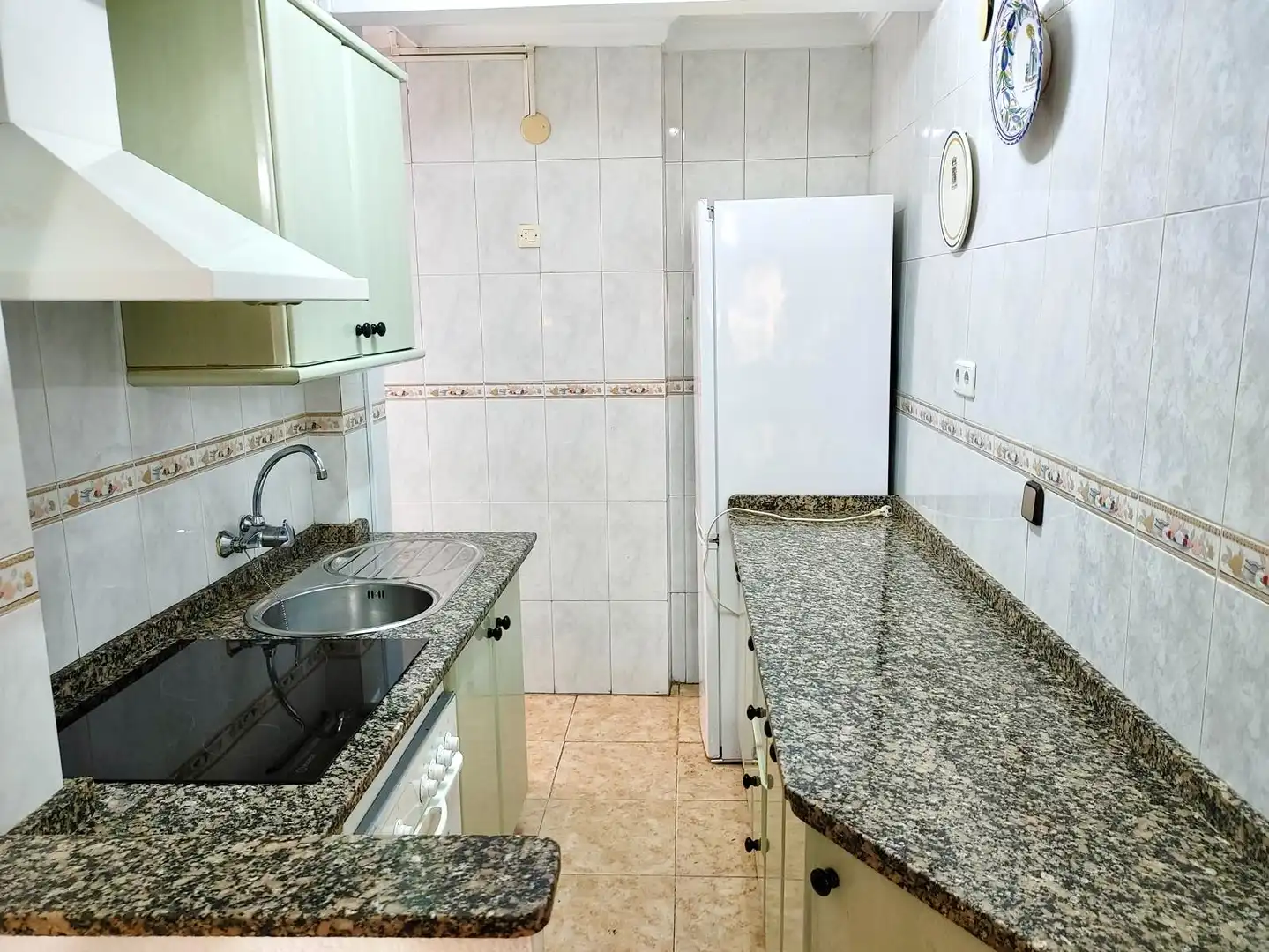 Kitchen of Ground floor for sale in Mairena del Aljarafe  with Furnished