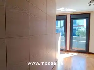 Casa adosada en venda en Vigo  amb Calefacció, Jardí privat i Terrassa
