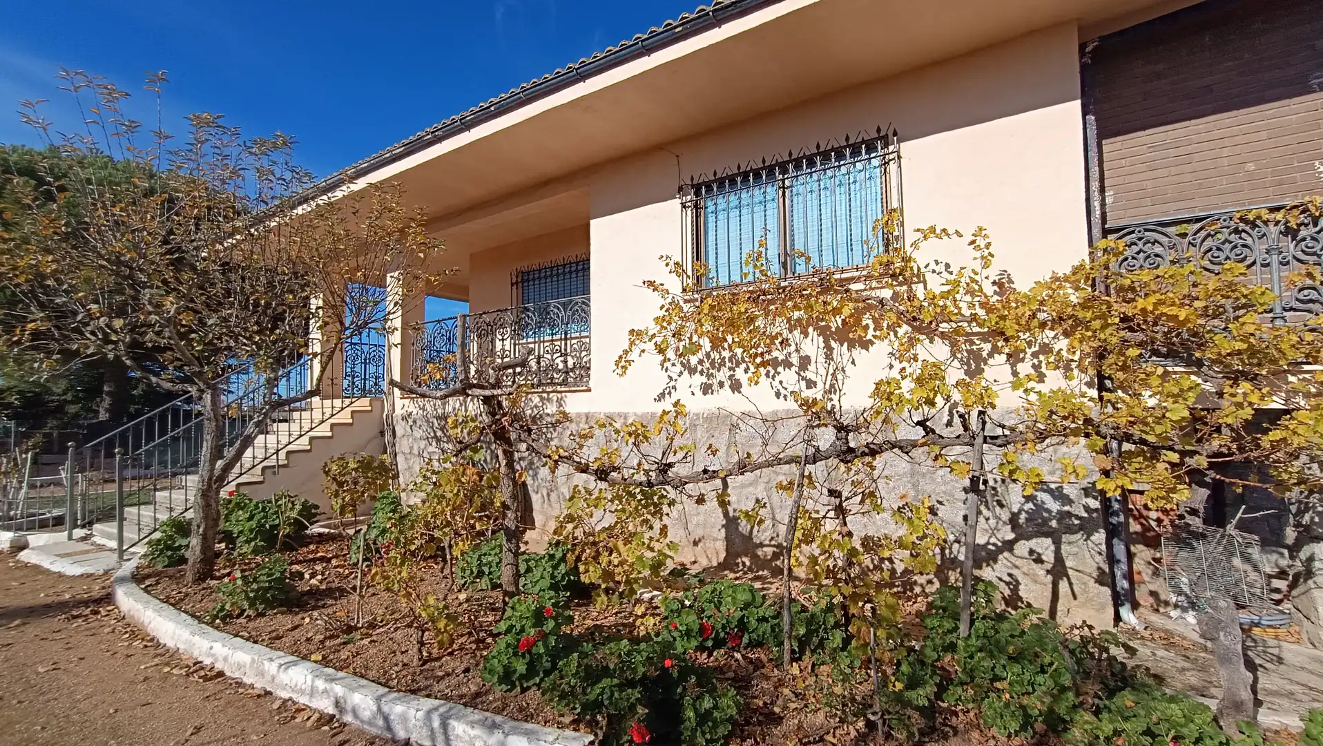 Haus oder Chalet zum Verkauf in Calle Calzada Romana, Castellanos de Villiquera