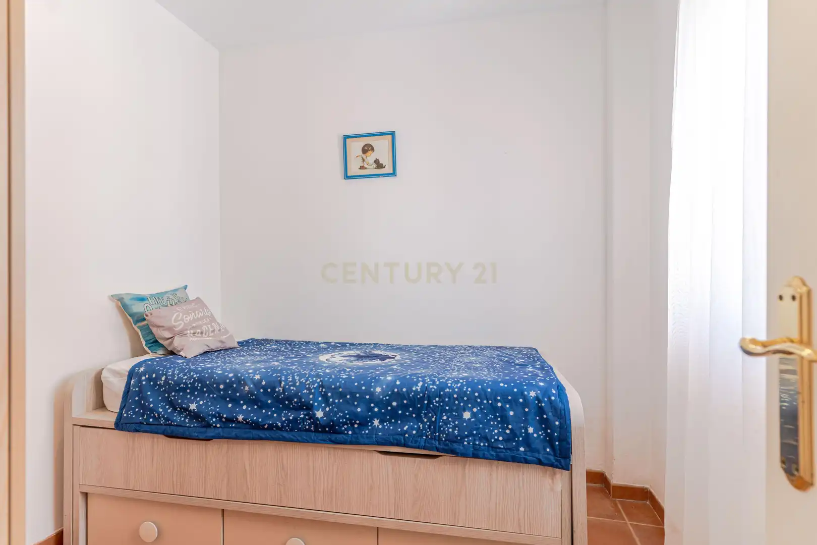 Dormitori de Apartament en venda en Sorvilán amb Balcó