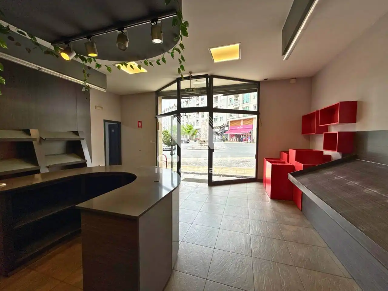 Business premises to rent in Calle Areal, imagen 9