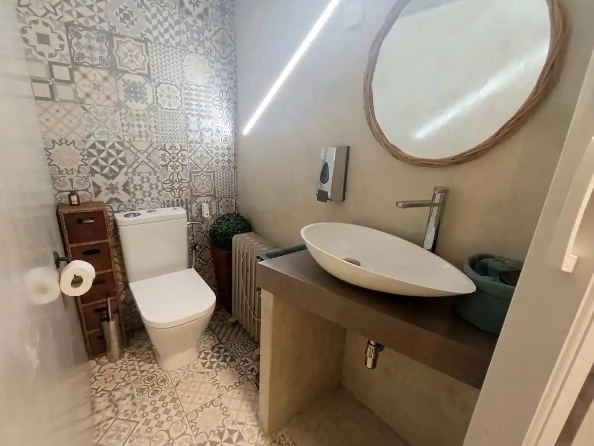 Bany de Planta baixa en venda en Elche / Elx amb Aire condicionat, Parquet i Traster