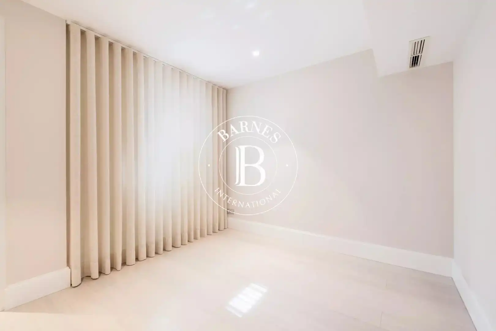 Flat with pool to rent in Barrio de Salamanca, imagen 51