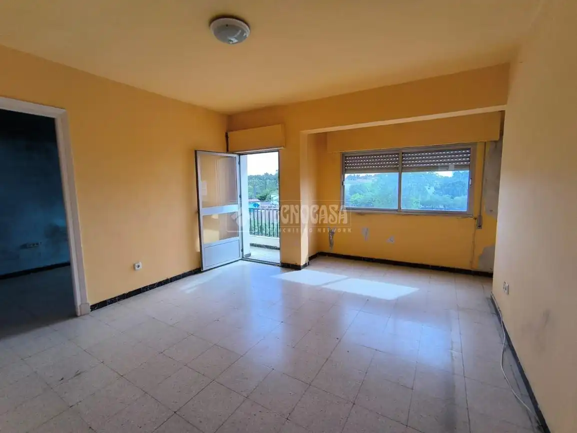Piso en venta en Huelva con Balcón