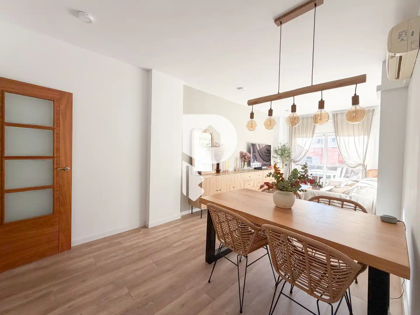 Comedor de Piso en venta en Barcelona con Aire acondicionado, Calefacción y Parquet