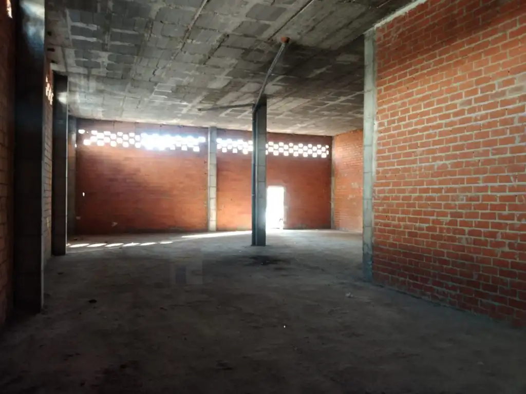 Local en venta en Badajoz
