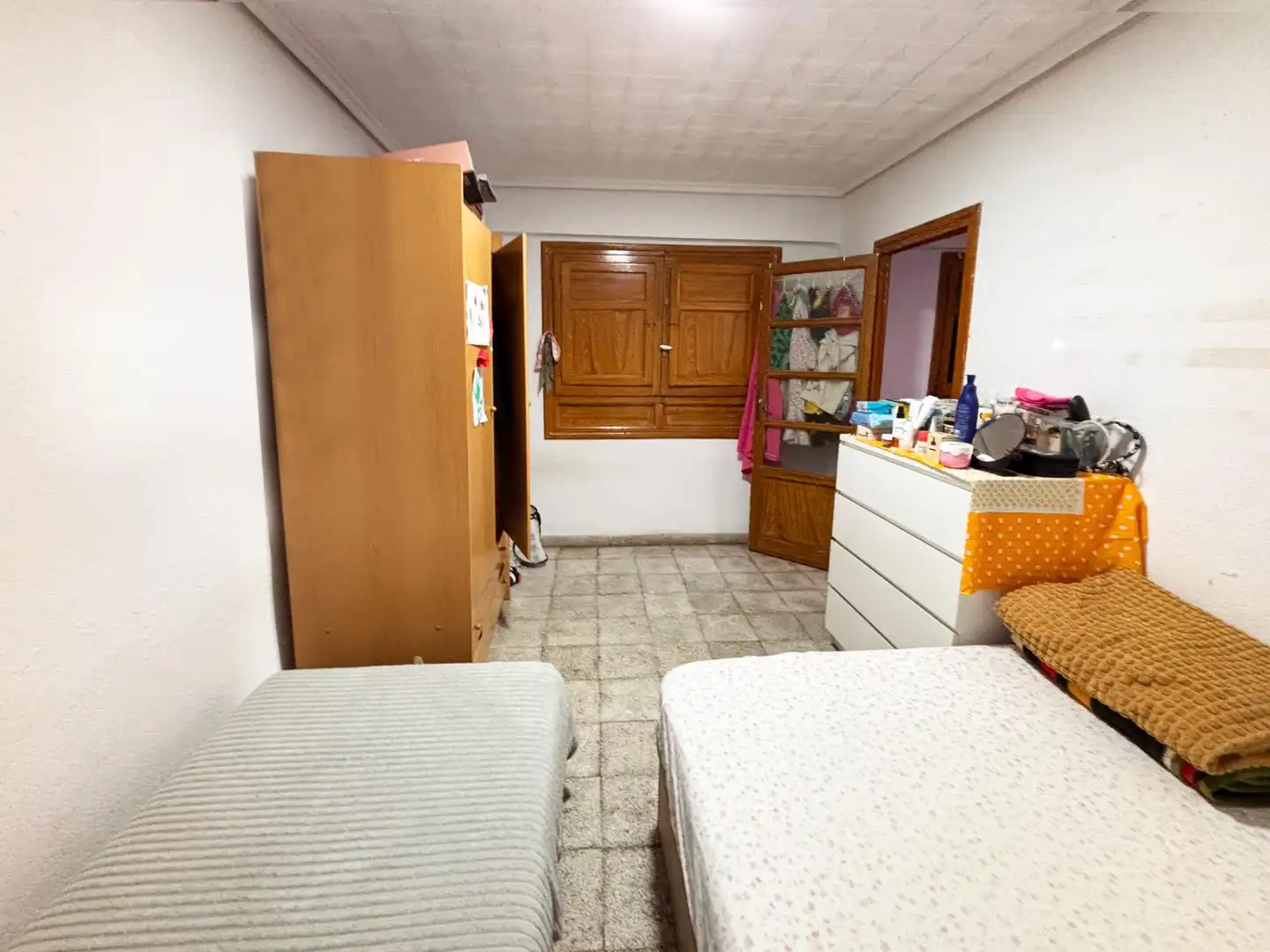 Habitación de Piso en venta en Valencia con Amueblado