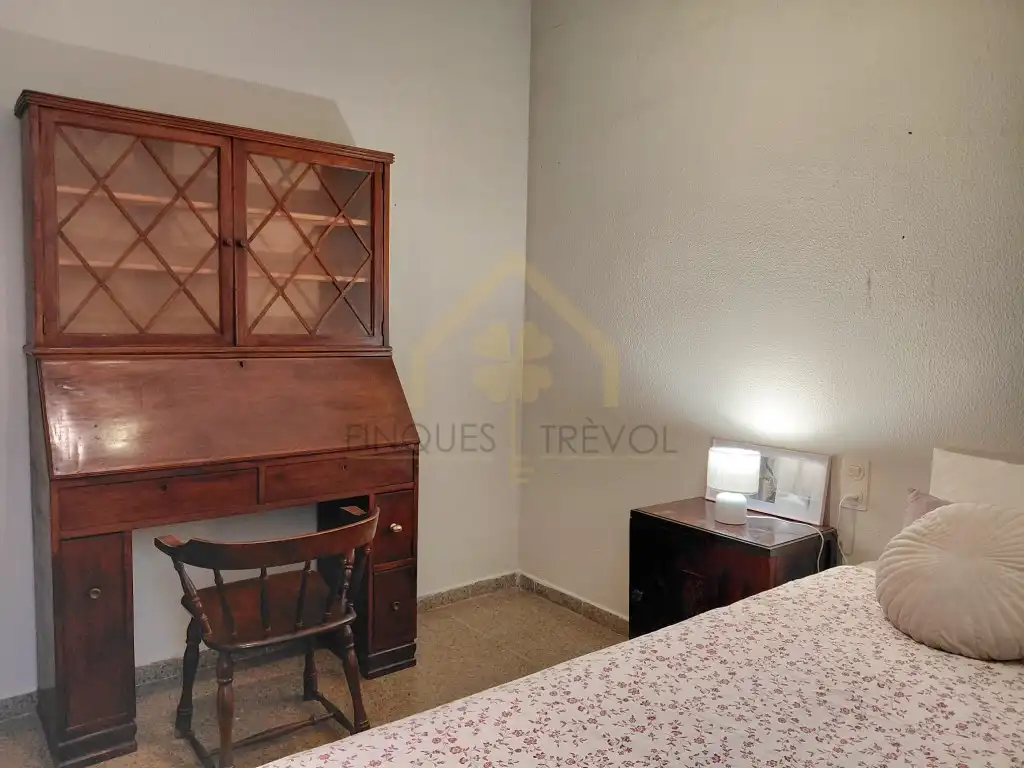 Schlafzimmer von Dachboden zum Verkauf in Granollers mit Klimaanlage und Terrasse