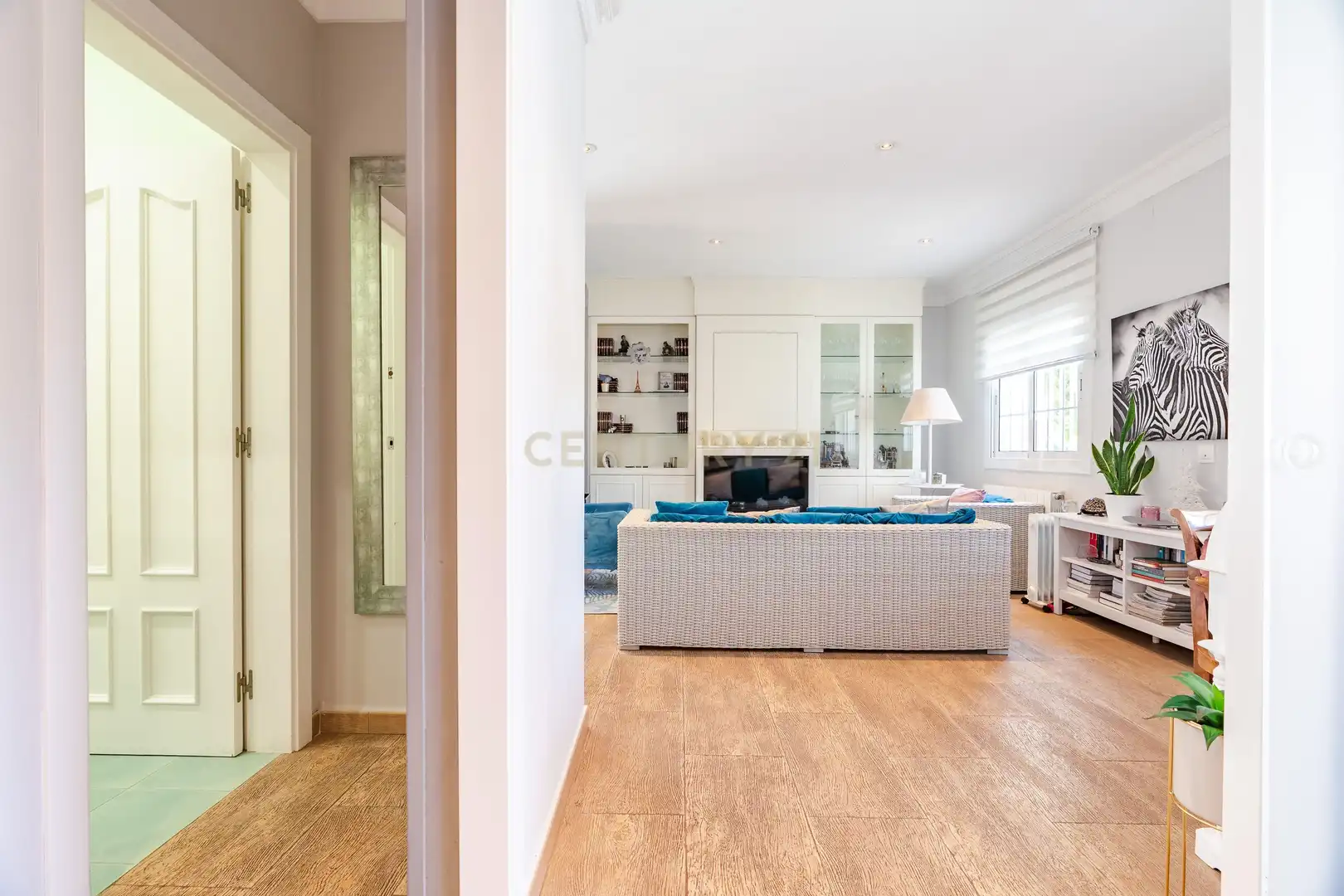 Sala d'estar de Casa o xalet en venda en Cubelles amb Aire condicionat i Alarma