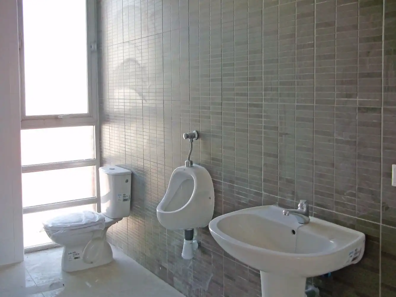 Badezimmer von Gebäude zur Miete in Valladolid