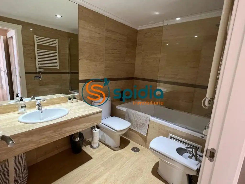 Bathroom of Apartments for rent in Águilas  with Air Conditioner, Heating and Terrace