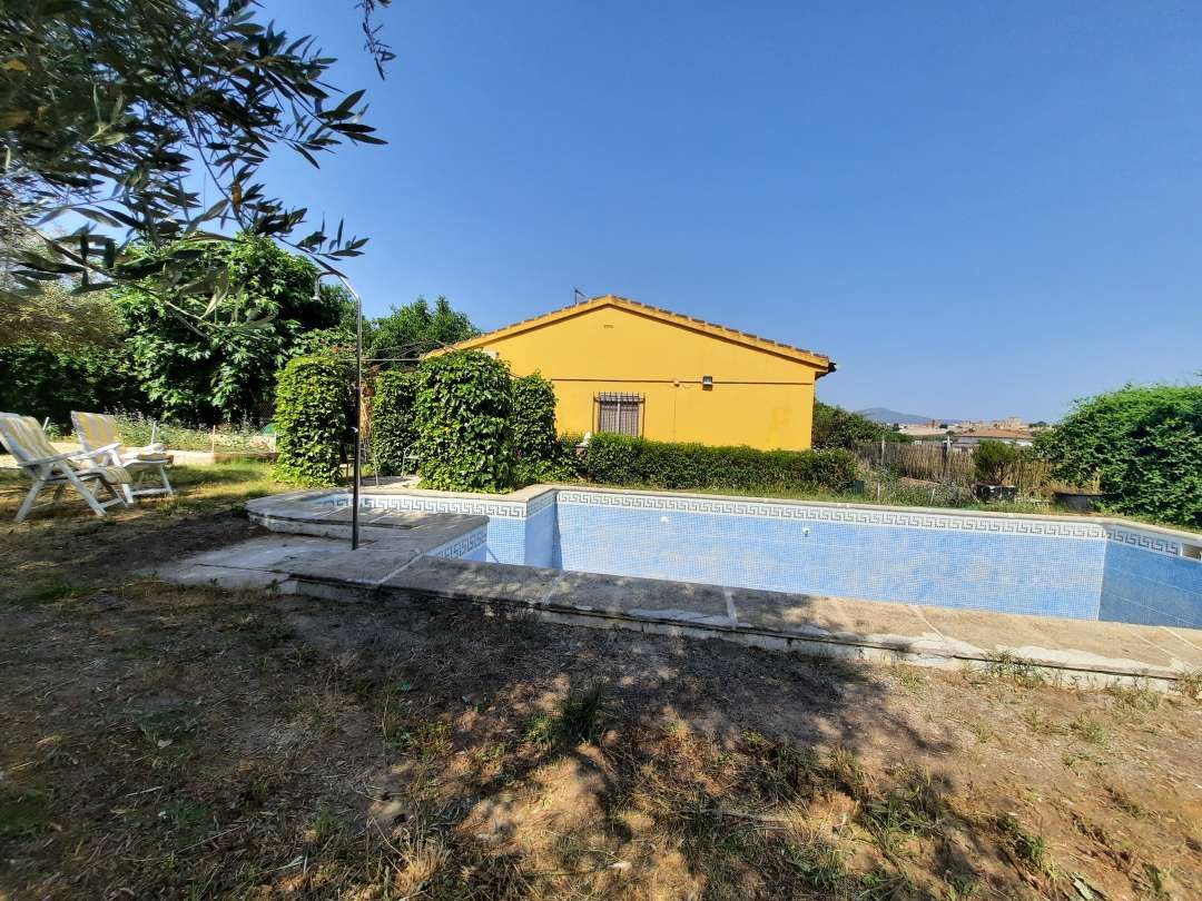 Garden of House or chalet for sale in Escalona  with Air Conditioner, Heating and Private garden