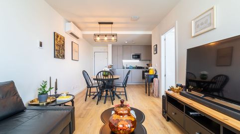 Foto 4 de Piso de alquiler en Calle de Los Astros, Estrella, Madrid Capital