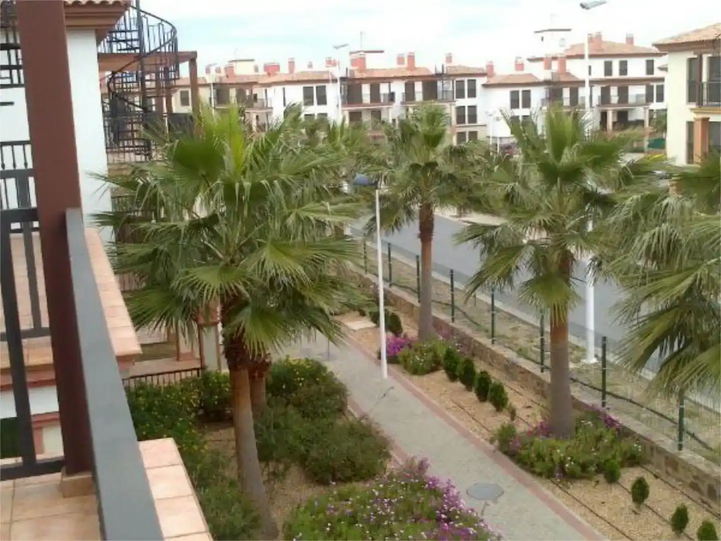 Vista exterior de Pis de lloguer en Ayamonte amb Piscina, Moblat i Balcó